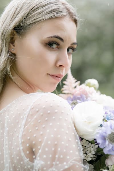 Fotógrafo de casamento Evgeniya Surova (surova). Foto de 17 de junho 2020