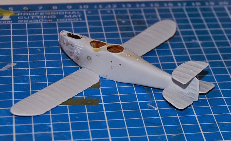   Concours 1ere Guerre Mondiale [Airfix] Hannover Cl IIIa - Page 2 Tail2