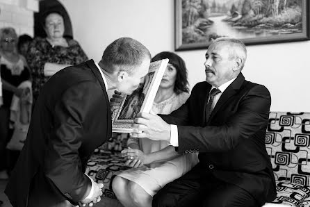 Wedding photographer Andrey Yaveyshis (yaveishis). Photo of 17 October 2017