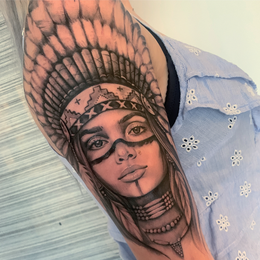 Sue Versipellis Tattoo Atelier