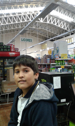 Supermercado Cordillera, José Manuel Balmaceda Fernández 547, San Carlos, Región del Bío Bío, Chile, Tienda de alimentos | Bíobío