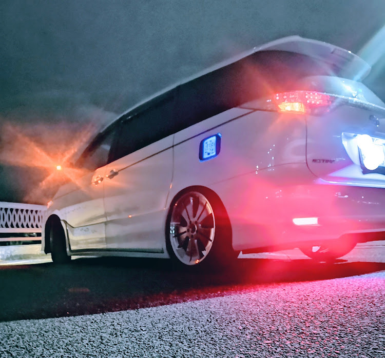エスティマのコロナが早く終息しますように・車検と言うイベントに関するカスタム事例の投稿画像4枚目