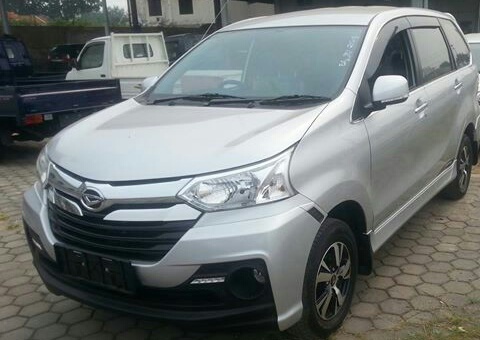 61 Populer Gambar Warna Cat Mobil Xenia  Warna  Cat 