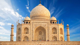 You can see The Taj Mahal through Virtual Reality