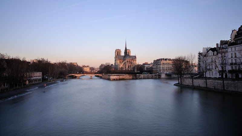 LES PHOTOS: lever de soleil sur la Seine - Page 2 Notre-Dame-02