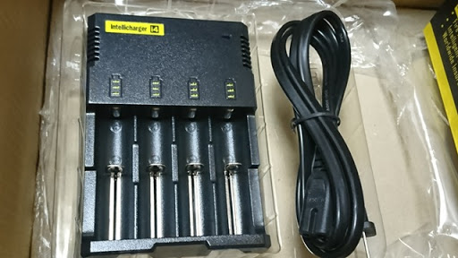 DSC 1368 thumb%25255B2%25255D - 【バッテリー/充電器】「NITECORE ナイトコア Intellicharger i4」レビュー。4本同時充電可能、コスパに優れたバッテリーチャージャー。