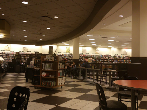 Book Store «Barnes & Noble», reviews and photos, 1150 El Camino Real, San Bruno, CA 94066, USA