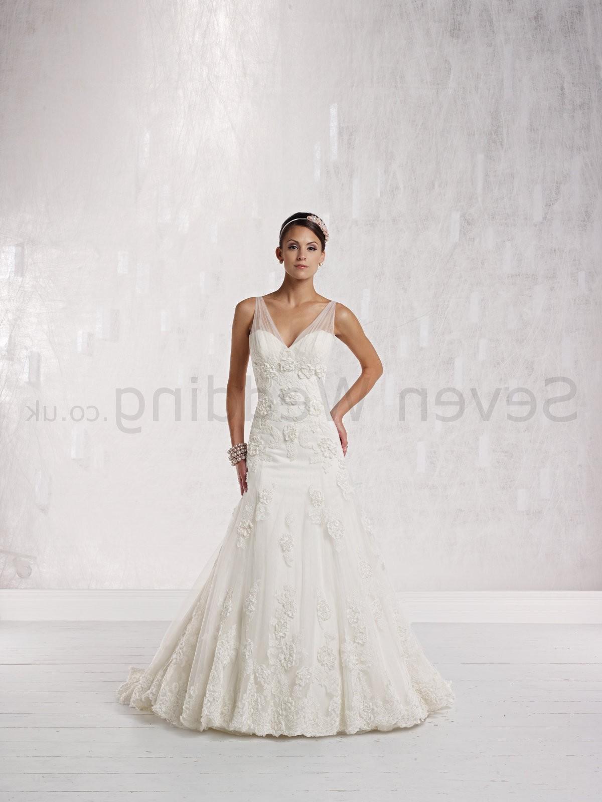 tulle wedding dress