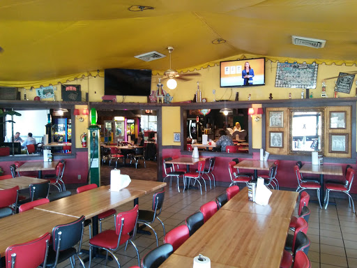 Hamburger Restaurant «Fuddruckers», reviews and photos, 7802 Orangethorpe Ave, Buena Park, CA 90621, USA