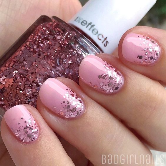 40 Amazing Glitter Ombre Nails Designs For 2018 - Fashionre