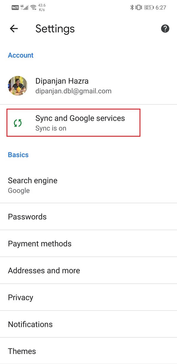 Toca la opción Servicios de sincronización y Google