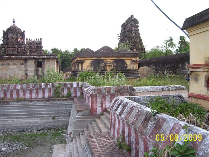 Sri Uthavedeeswarar Temple, Thiru Thuruthi (Kuttalam), Mayiladuthurai - 275 Shiva Temples