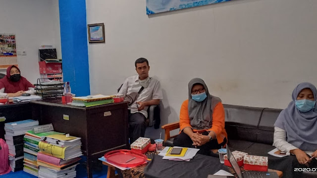 Informasi Penyelenggaraan Pemerintahan Merupakan Hak Masyarakat. Informasi Penyelenggaraan Pemerintahan Merupakan Hak Masyarakat.