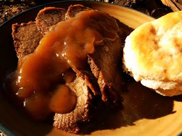 ROAST BEEF ROUND w/ BROWN GRAVY & MASHED POTATOES