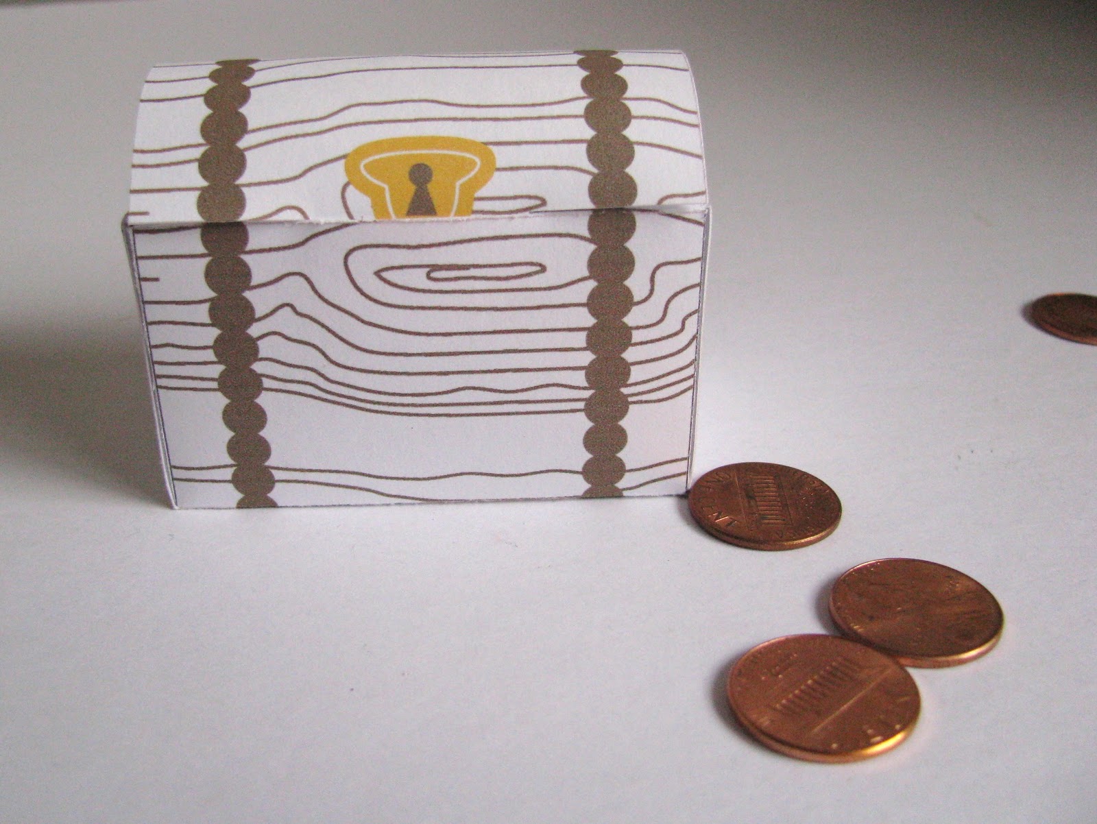 Yellow Mums Freebie Friday { Mini }Treasure Chest Box and a few