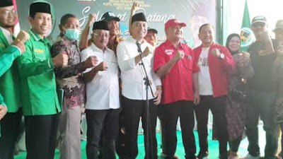 Eri cahyadi dan Armuji datangi kantor DPC PPP untuk mendaftarkan diri sebagai calon walikota dan wakil walikota surabaya 2024