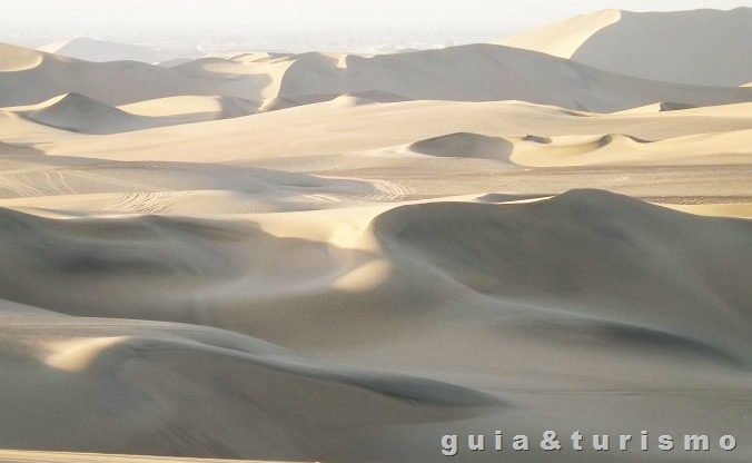 Deserto de Huacachina, Peru