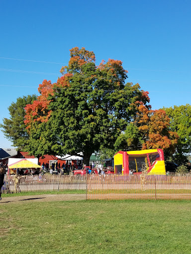 Winery «Apple Barn Orchard & Winery», reviews and photos, W6384 Sugar Creek Rd, Elkhorn, WI 53121, USA