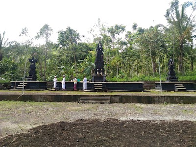 photo of Pura Taman Giri Putri Rinjani