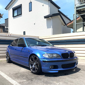 318i Mスポーツ