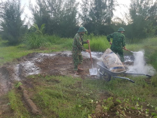 Dù đã được thực hiện các biện pháp phòng chống dịch nghiêm ngặt nhưng nhiều nơi đã tái phát dịch. Ảnh: Ngọc Sơn.