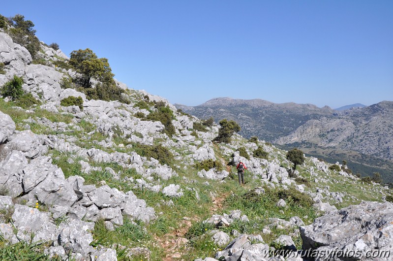 Subida al Caillo desde Villaluenga