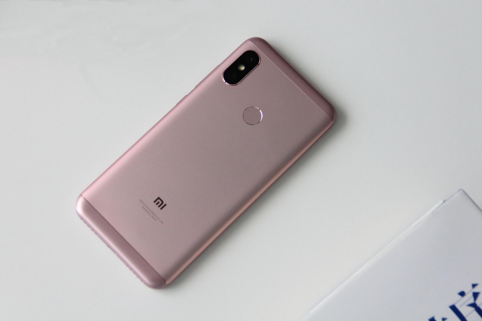 جوال Xiaomi Redmi 6 Pro المميز بمواصفات قوية ونظام تشغيل رائع