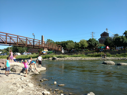 Park «Bicentennial Riverfront Park», reviews and photos, 301 E Hydraulic St, Yorkville, IL 60560, USA