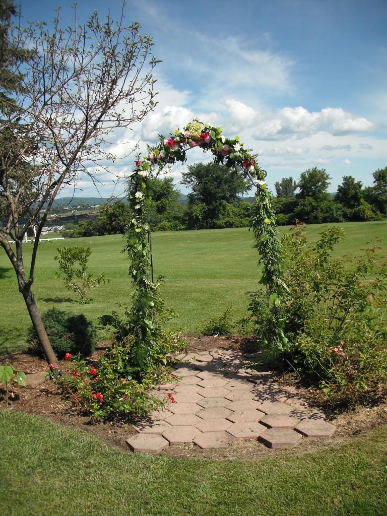 The wedding arch.