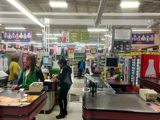 Soriana Súper - San Miguel de Allende, Libramiento José Manuel Zavala 165, La Luciérnaga, 37745 San Miguel de Allende, Gto., México, Supermercados o tiendas de ultramarinos | GTO