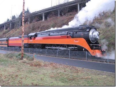 IMG_1147 Southern Pacific Daylight GS-4 4-8-4 #4449 in Portland, Oregon on December 12, 2009