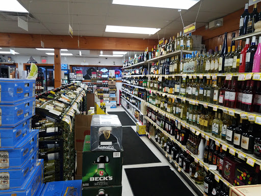 Liquor Store «Fairfield Wine & Liquor», reviews and photos, 296 Fairfield Ave, Waterbury, CT 06708, USA