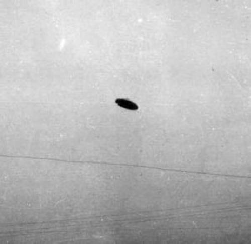 Fight Over Ufo Photos Pits Family Versus Newspaper