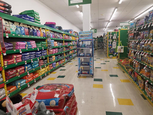 Pet Supply Store «Pet Supplies Plus», reviews and photos, 4824 Broadway St, Quincy, IL 62305, USA