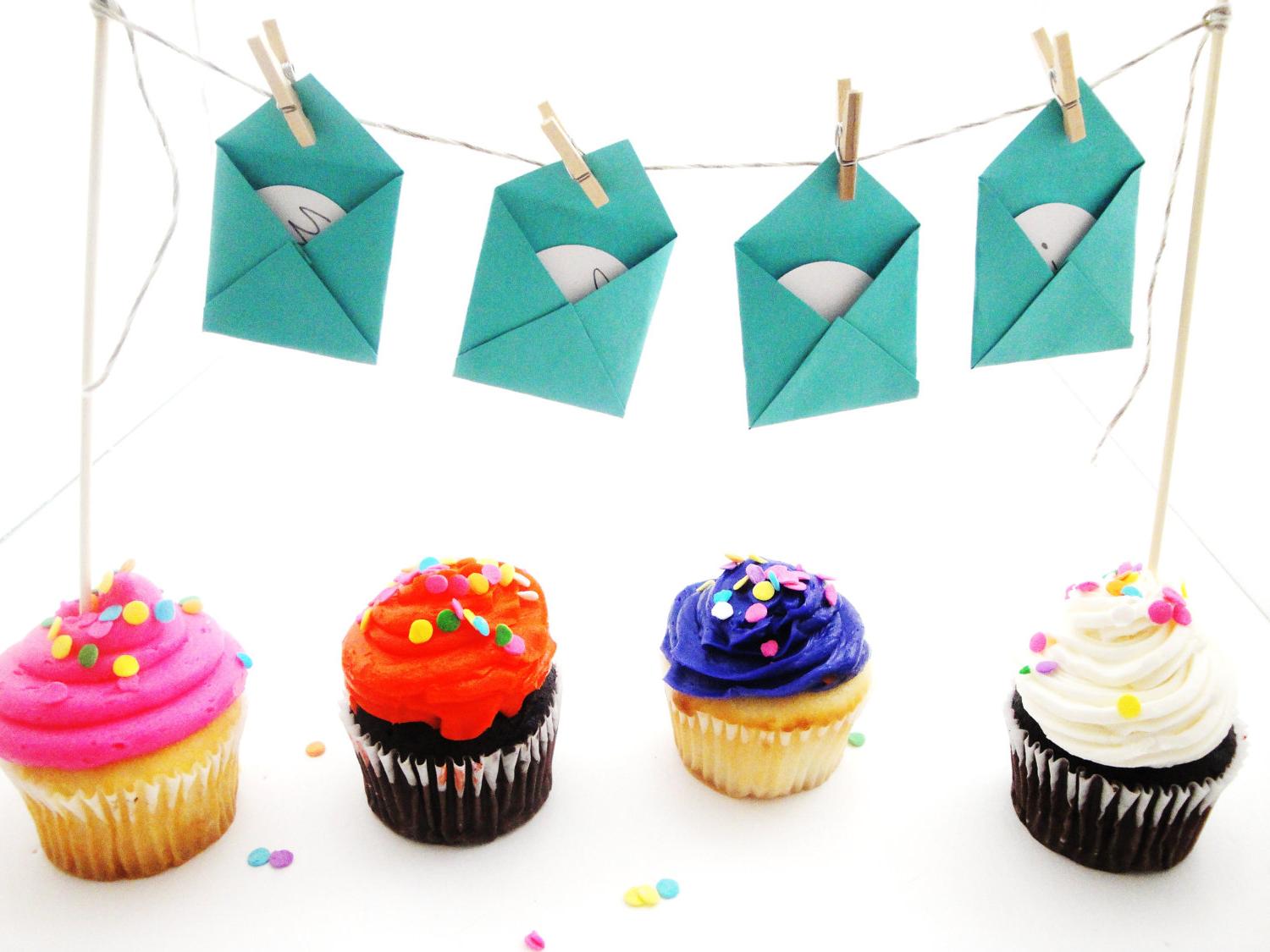 Mini Envelope Cupcake & Cake