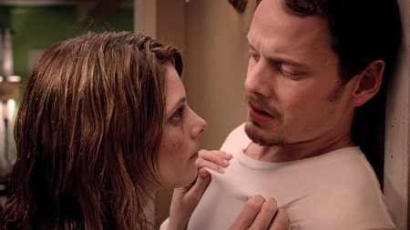 Ashley Greene, Anton Yelchin - Burying The Ex 450x253