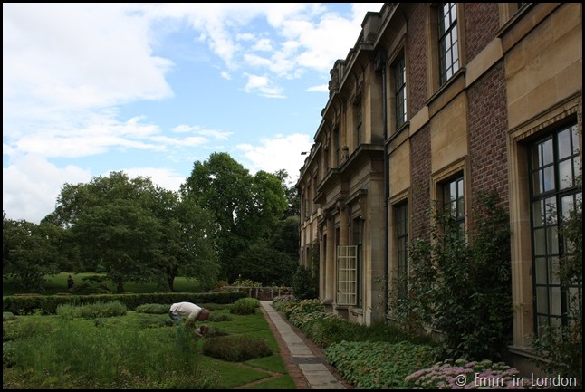 The Gardens Of Eltham Palace (10)