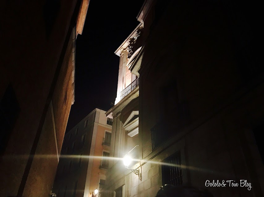 Madrid Ghost Tour con niños Leyenda del Palacio de Cañete en Madrid