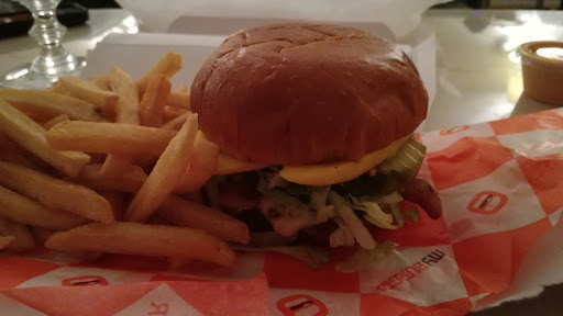 Hamburger Restaurant «My Burger», reviews and photos, 3100 Excelsior Blvd, Minneapolis, MN 55416, USA