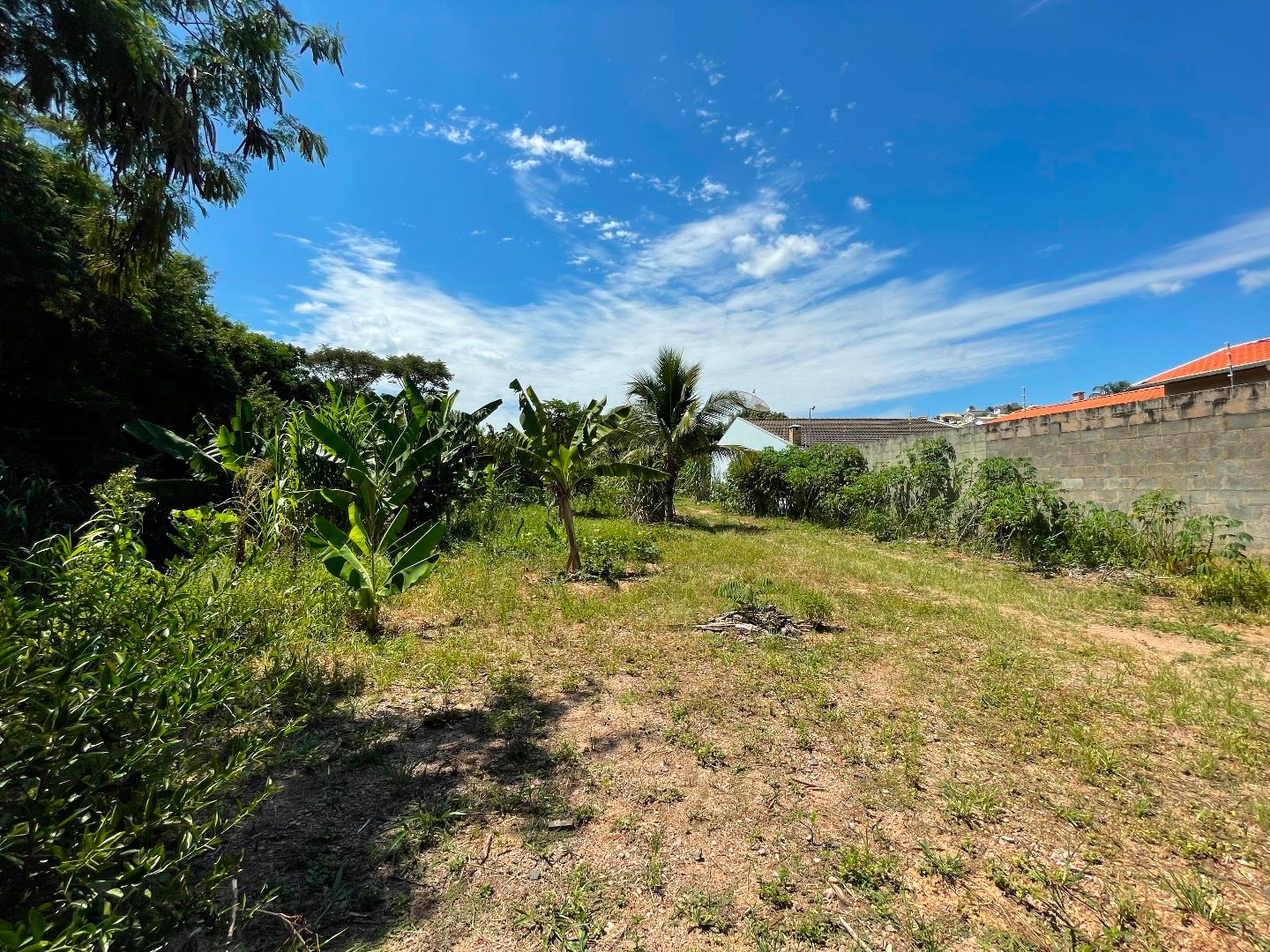 Terrenos à venda Condomínio Fazenda Serrazul