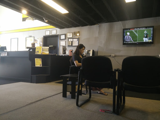 Auto Repair Shop «Meineke Car Care Center», reviews and photos, 770 Lawrence Dr, San Luis Obispo, CA 93401, USA