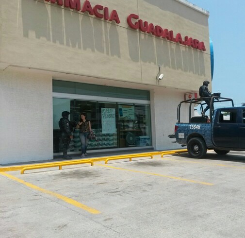 Farmacia Guadalajara, Mar del Norte 67, Luis donaldo colosio, 85423 Heroica Guaymas, Son., México, Farmacia y artículos varios | SON