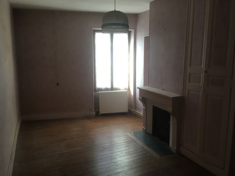 Vente maison 5 pièces 110 m² à Corvol-l'Orgueilleux (58460), 40 000 €