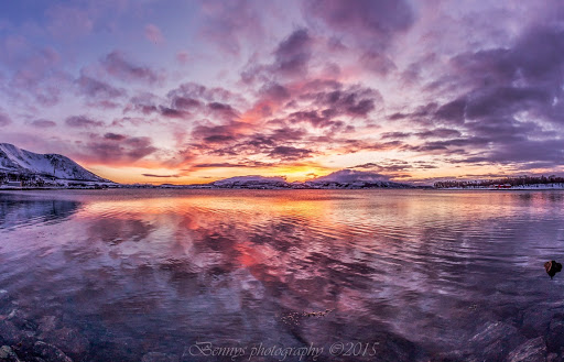 Sunset, north of the Arctic Circle, Norway. Photographer Benny Høynes 