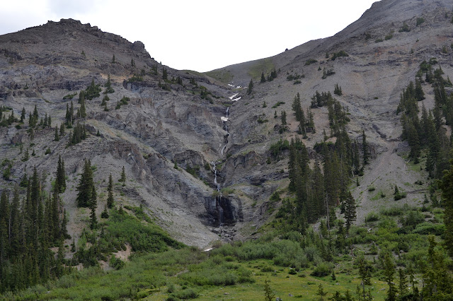 lots of little waterfalls