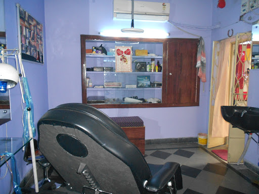 RNM Tattoos & Piercing, Plot No 36, Near Secunderabad Club,, Wellington Rd, Vikrampuri Colony, Karkhana, Secunderabad, Telangana 500009, India, Tattoo_Shop, state TS