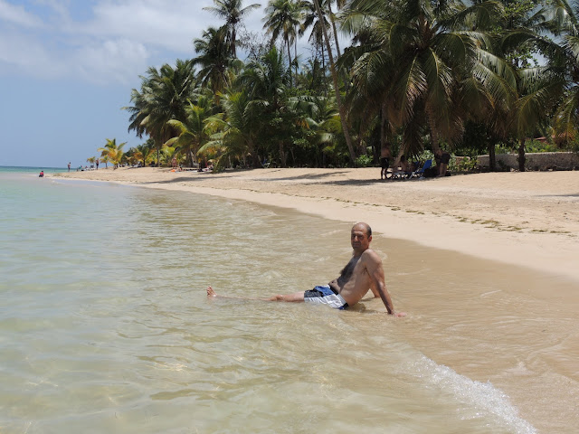 Día de relax en la playa y primer contacto con Santi. - Santo Domingo y Samaná a nuestro aire. (3)