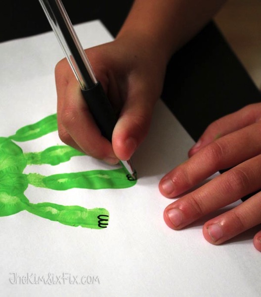 Good dinosaur from handprint