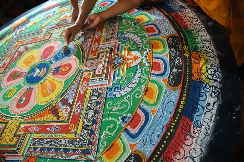 tibetan-sand-mandala-16