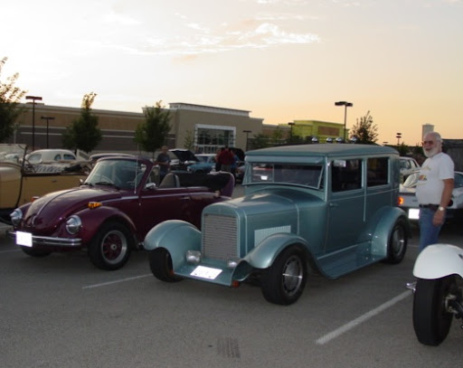 2011cruisNites_0729_02vlgSq.jpg